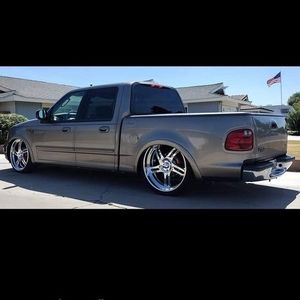 Meet your Posher, Adam